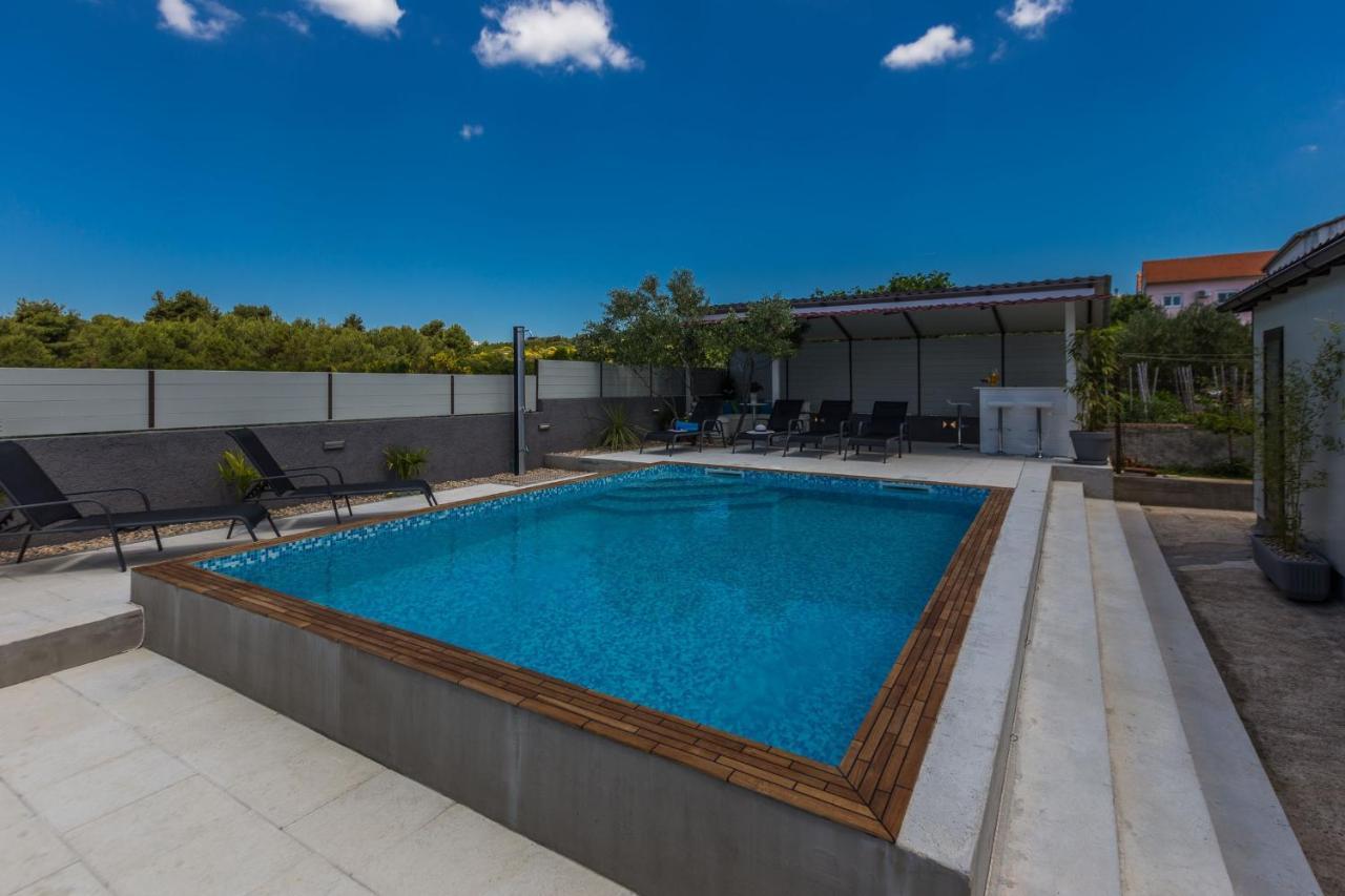 Katina Apartment With Private Pool Zára Kültér fotó