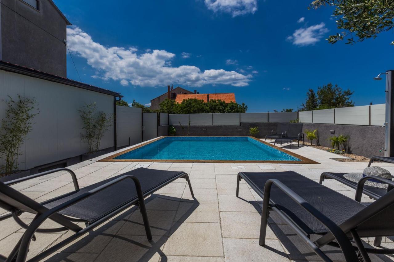 Katina Apartment With Private Pool Zára Kültér fotó