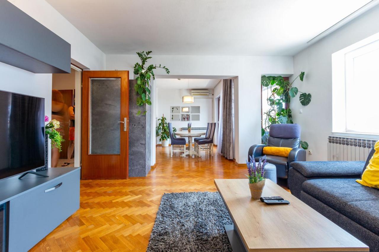 Katina Apartment With Private Pool Zára Kültér fotó