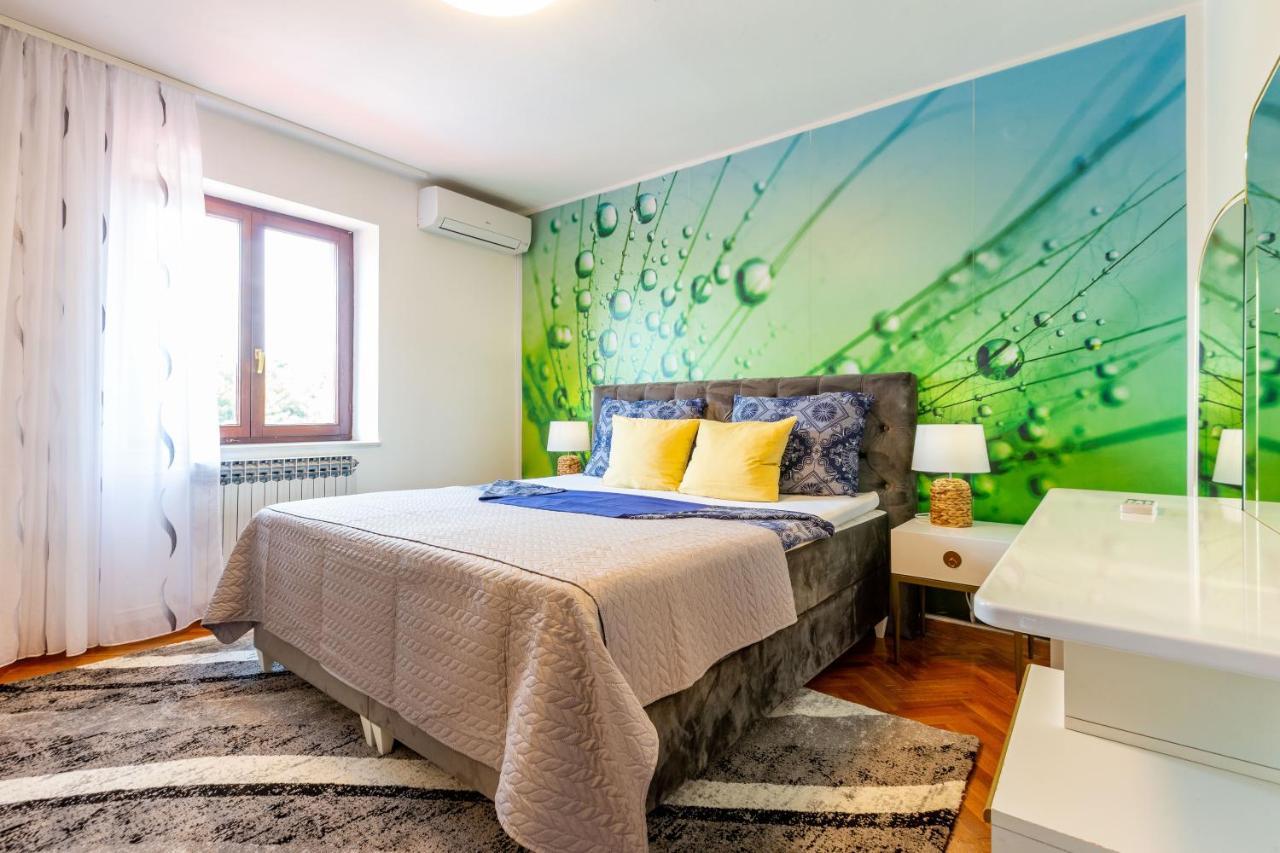 Katina Apartment With Private Pool Zára Kültér fotó
